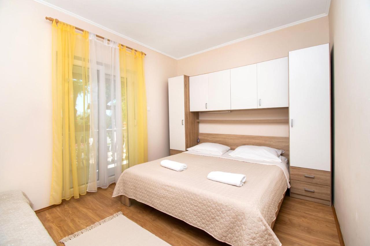 Apartment Ivan Врси Экстерьер фото